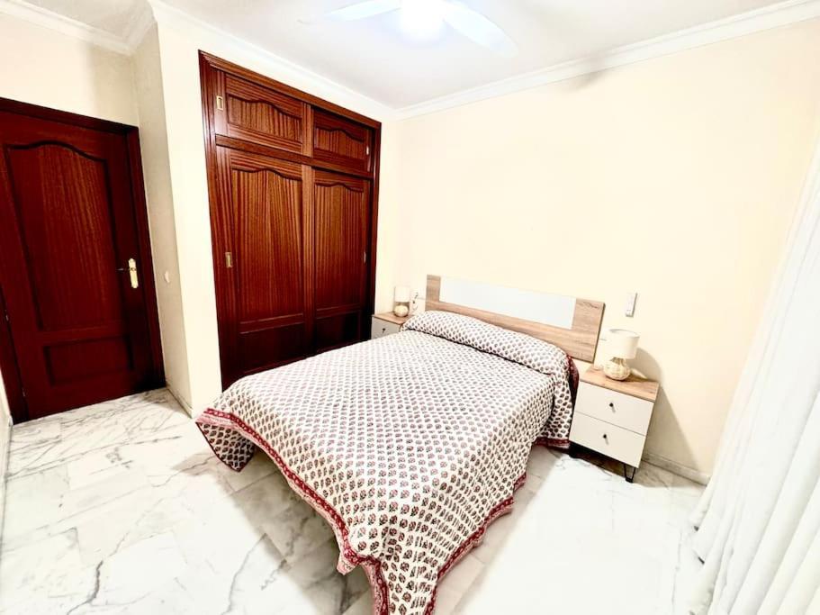 Appartamento En Pleno Centro Con Aparcamiento Opcional Cordova